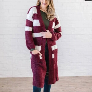 So soft and comfy striped Pocketed Cardigan burgundy